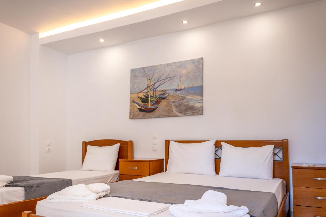 Hotel Azzurro à Paleros Extérieur photo
